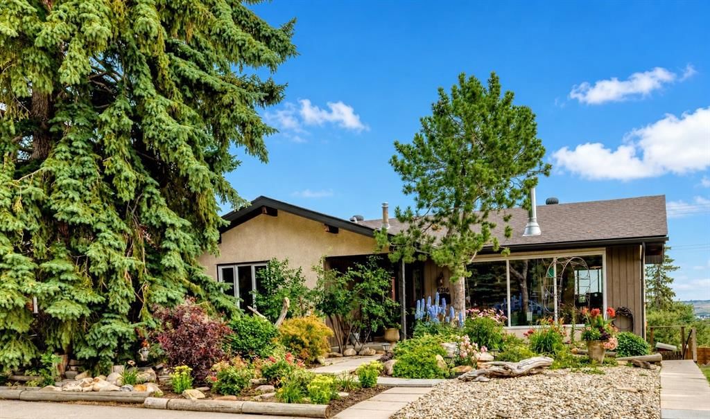 6216 Touchwood Drive NW, Calgary — main listing photo