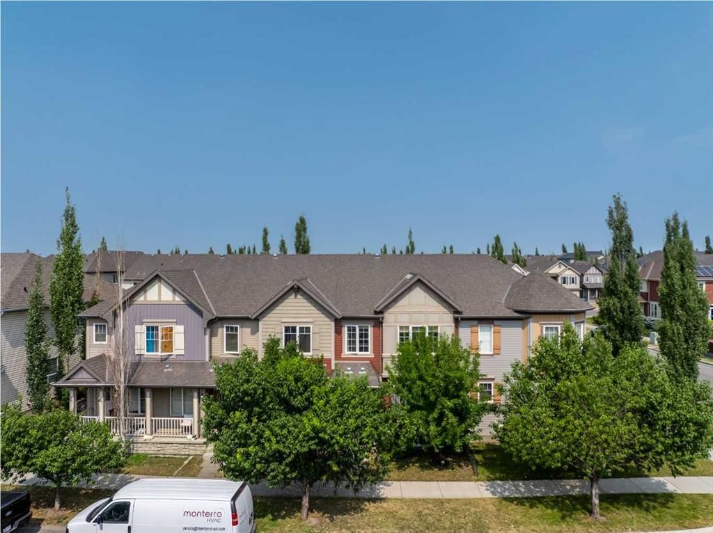 936 Windsong Drive SW, Airdrie — photo 4 of 43