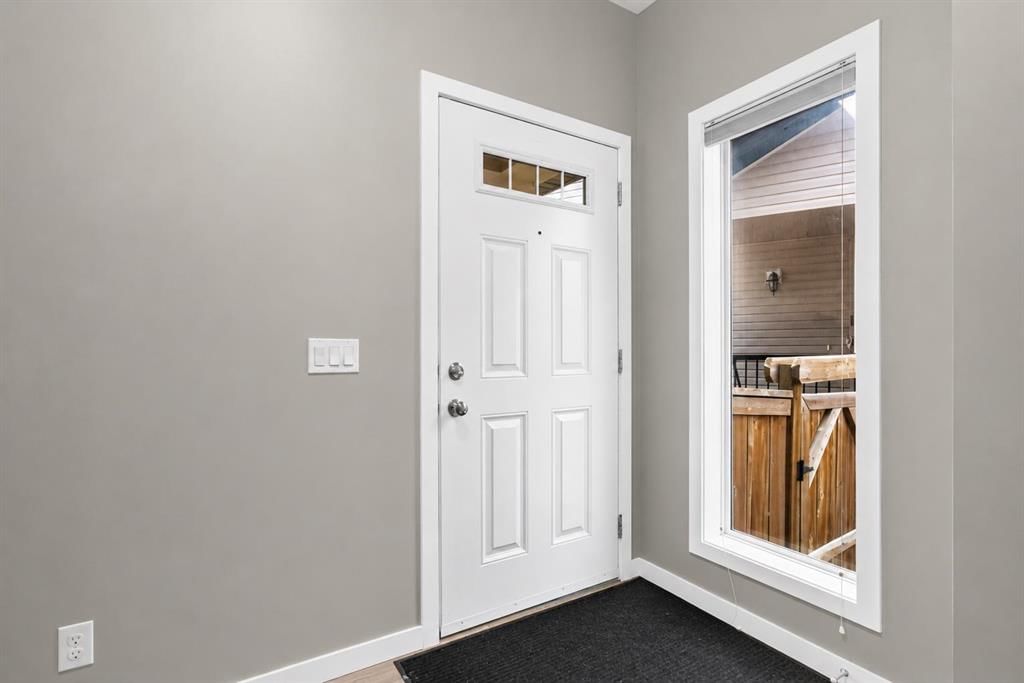 51 Sage Bank Court NW, Calgary — photo 2 of 49