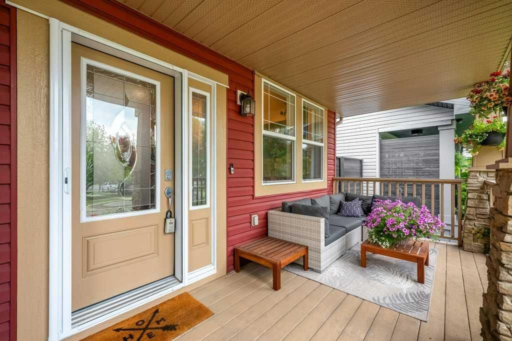 284 Prestwick Estate Way SE, Calgary — photo 4 of 50