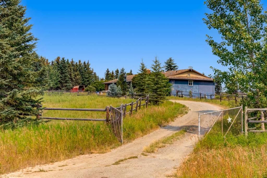 250 Huggard Road, Rural Rocky View County — photo 4 of 45