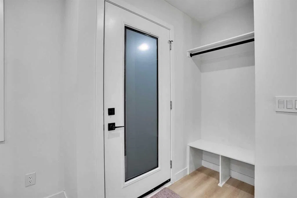 52 Franklin Drive SE, Calgary — photo 4 of 48