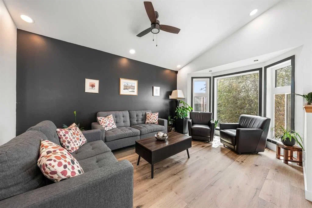 163 Taravista Street NE, Calgary — photo 5 of 27
