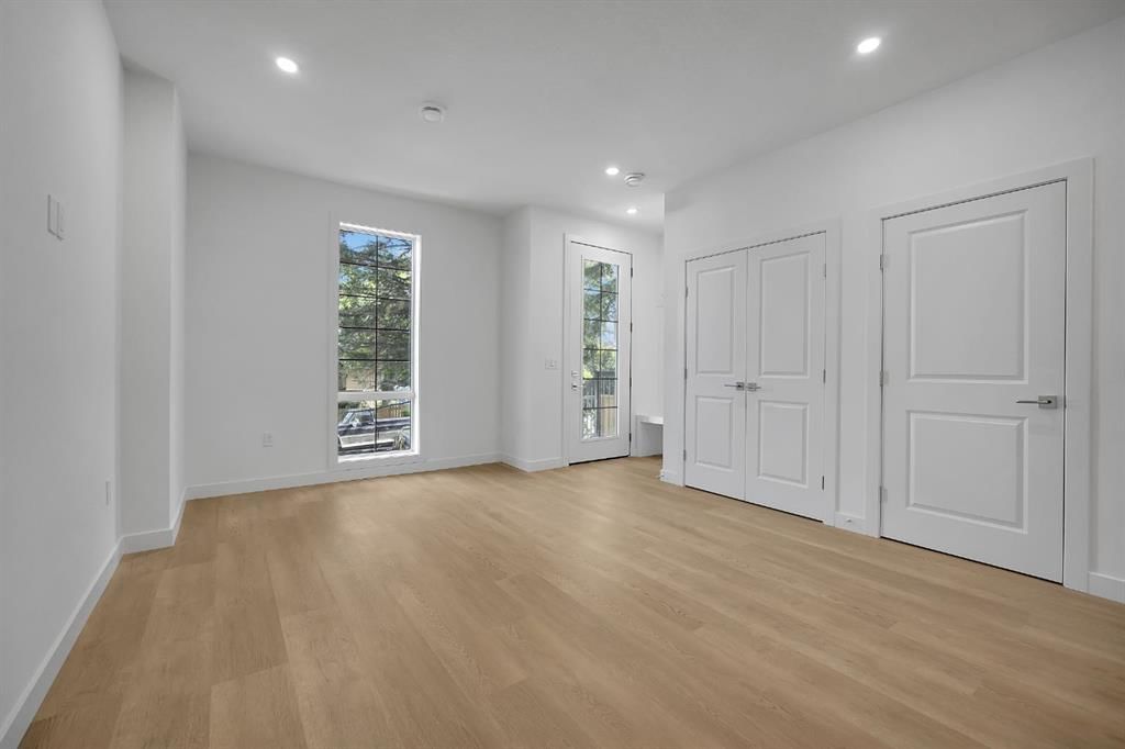 612 12 Avenue NE, Calgary — photo 3 of 31