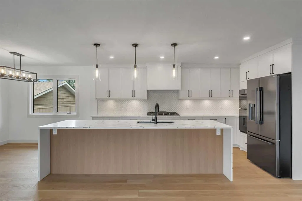 816 Lake Ontario Drive SE, Calgary — photo 3 of 41