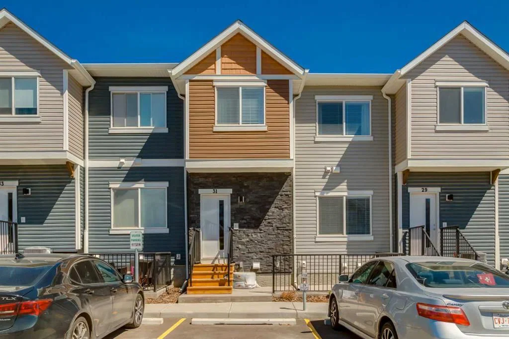 31 Tuscany Summit Square NW, Calgary — main listing photo