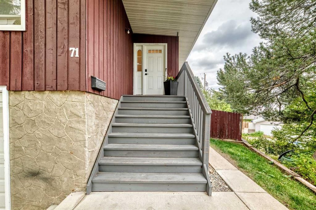 71 Dalton Bay NW, Calgary — photo 2 of 49