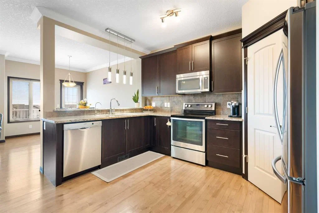 196 Nolanfield Way NW, Calgary — photo 4 of 50