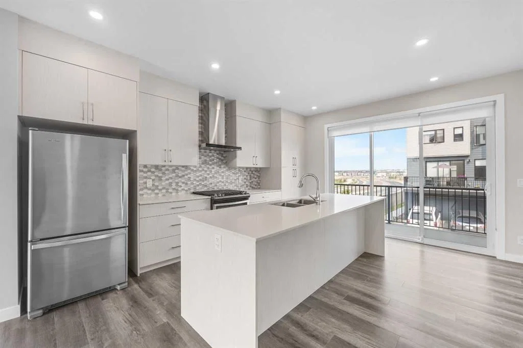 615 Evanston Link NW, Calgary — photo 2 of 31