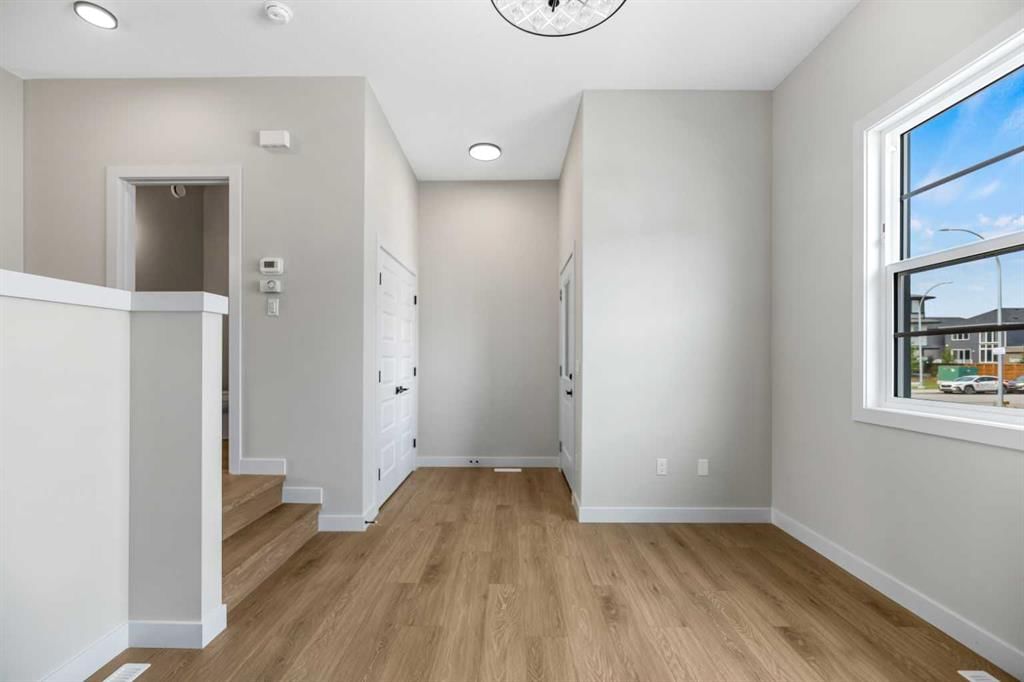 17 Savanna Place NE, Calgary — photo 3 of 27