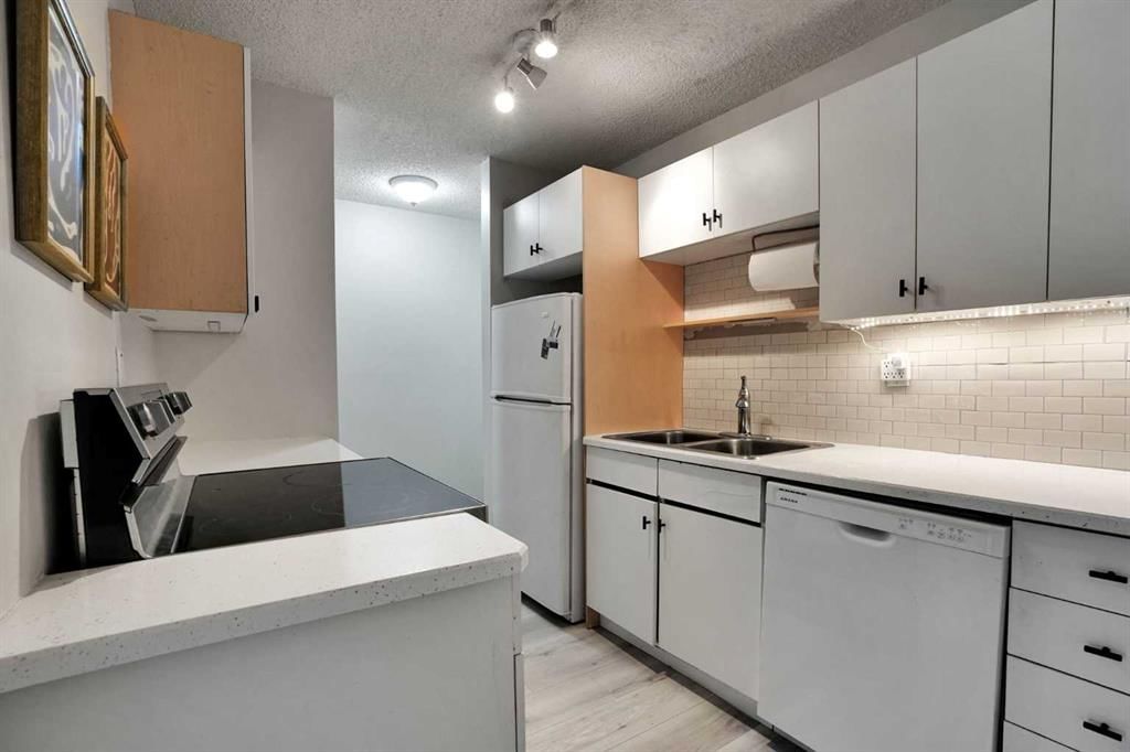 305, 1335 12 Avenue SW, Calgary — photo 4 of 24