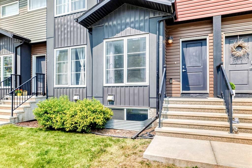 220 Red Embers Way NE, Calgary — photo 5 of 50