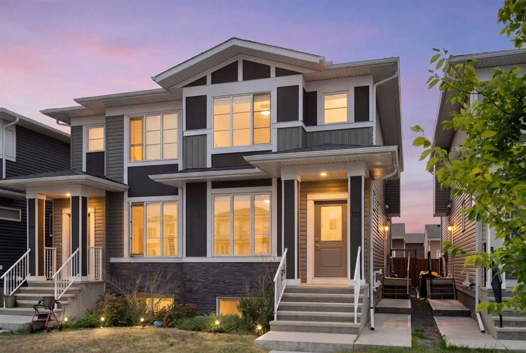 125 Corner Meadows Gate NE, Calgary — main listing photo