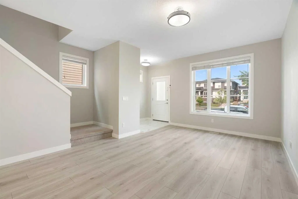 125 Corner Meadows Gate NE, Calgary — photo 5 of 49
