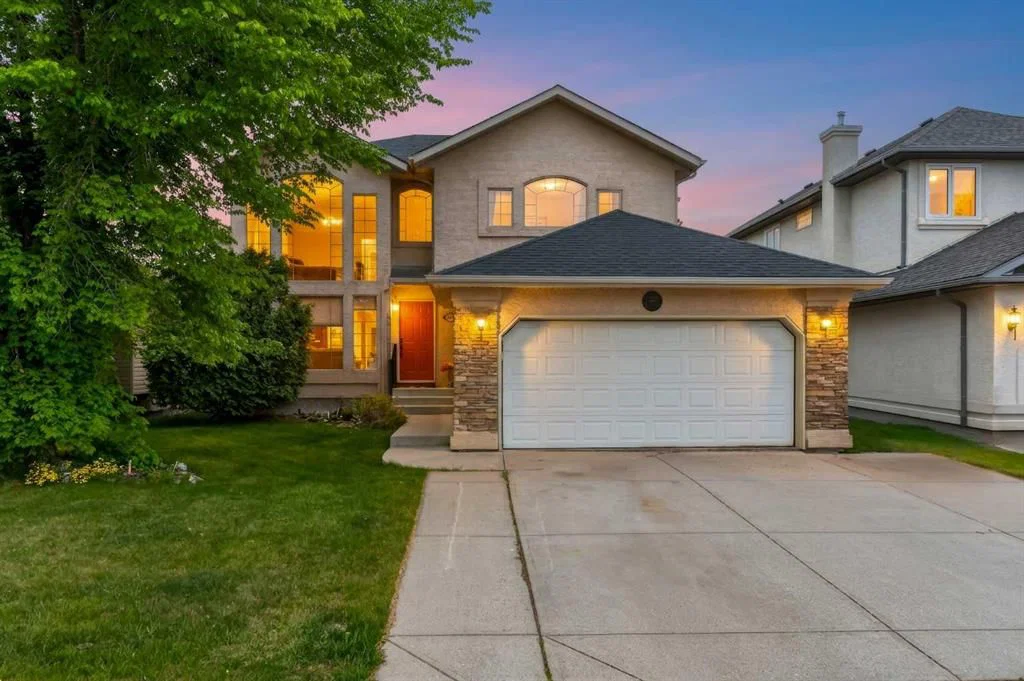 148 Sierra Madre Crescent SW, Calgary — main listing photo