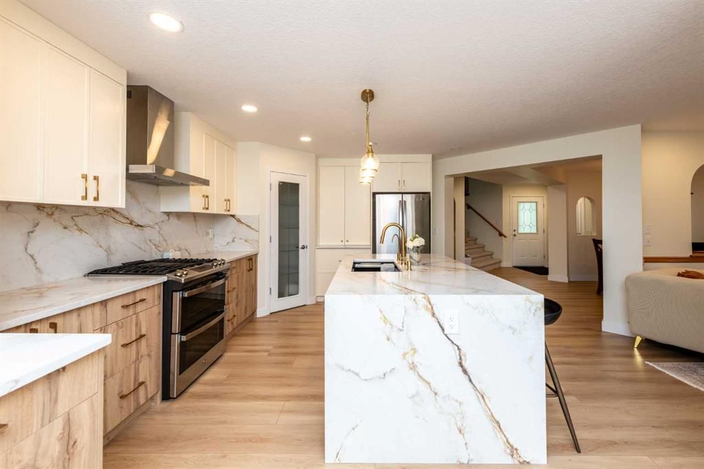 77 Citadel Ridge Green NW, Calgary — photo 5 of 45