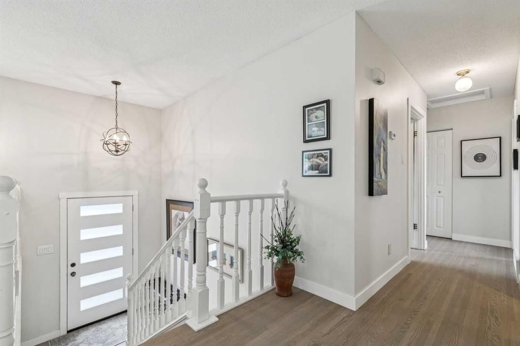 731 Archwood Road SE, Calgary — photo 3 of 43