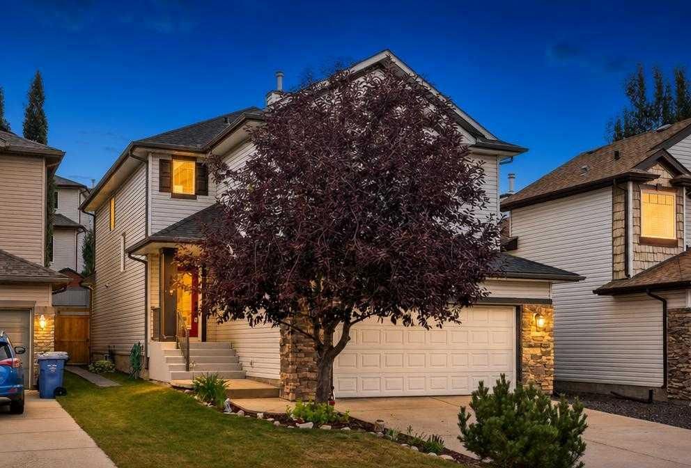 121 Rockyspring Terrace NW, Calgary — main listing photo