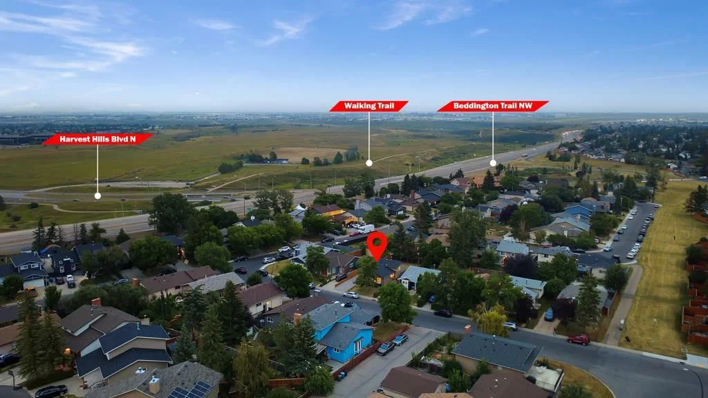 20 Bernard Way NW, Calgary — photo 4 of 44