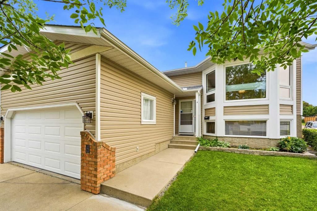 5 Sandpiper Gate NW, Calgary — photo 2 of 48