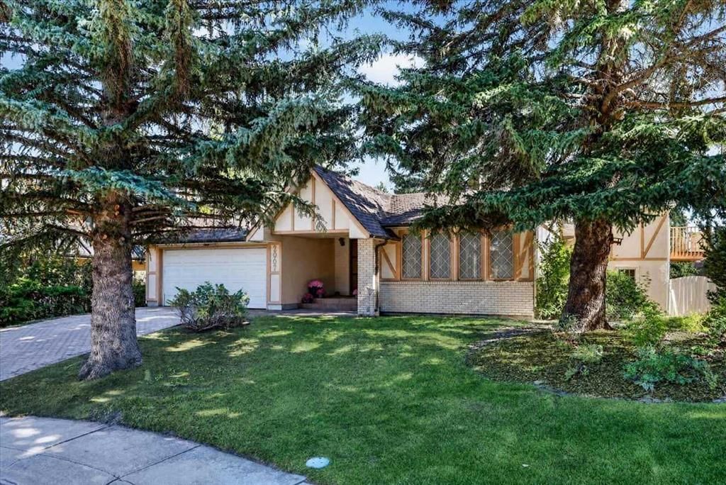 2007 Bay Field Place SW, Calgary — photo 4 of 34