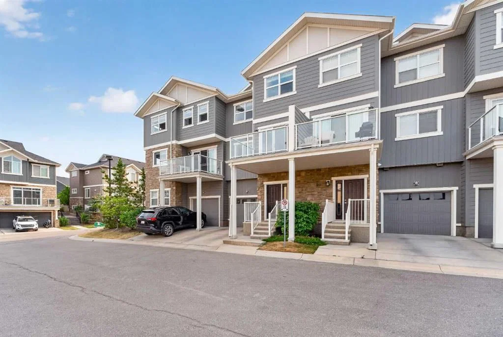 905 Evanston Manor NW, Calgary — photo 2 of 38