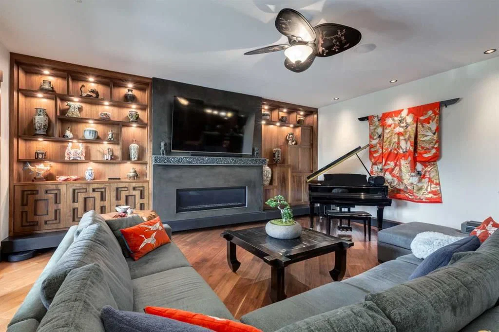 5812 Baroc Road NW, Calgary — photo 5 of 50