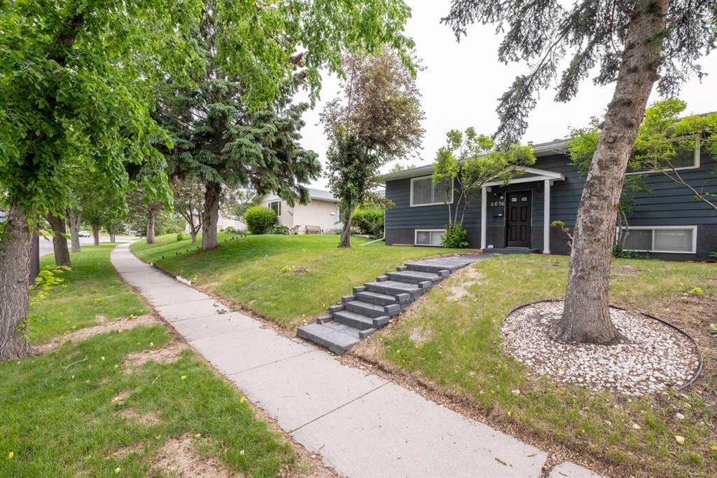 6036 4 Street NE, Calgary — photo 3 of 40