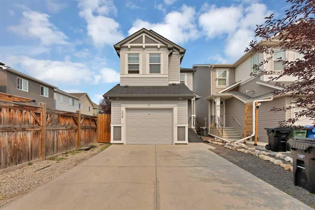 256 Auburn Glen Close SE, Calgary — photo 2 of 39