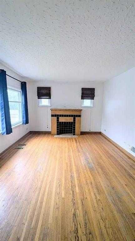 1436 22 Avenue NW, Calgary — photo 5 of 20