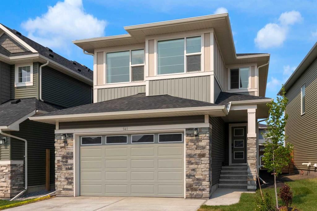 541 Baywater Manor SW, Airdrie — photo 2 of 44