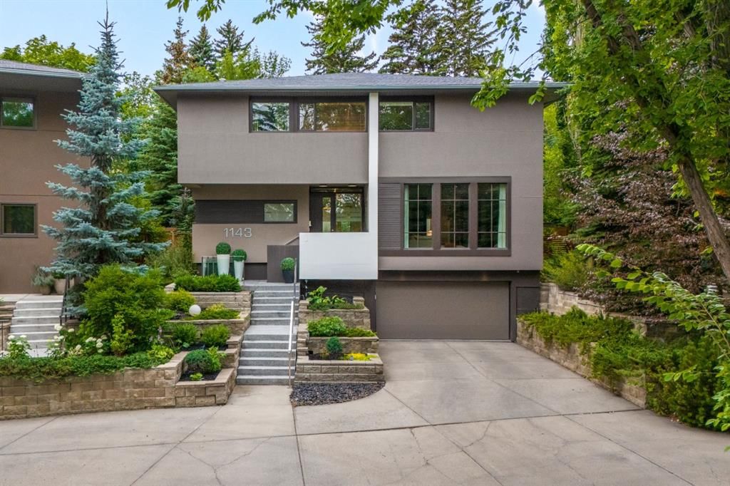 1143 Sifton Boulevard SW, Calgary — main listing photo
