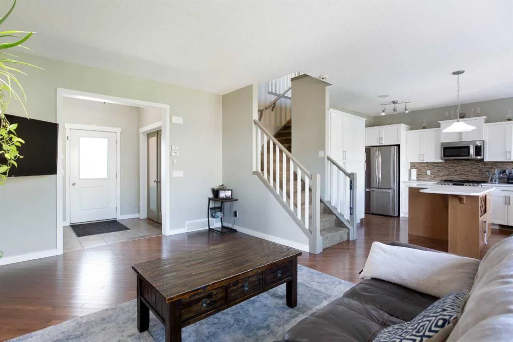 2378 Reunion Street NW, Airdrie — photo 4 of 40
