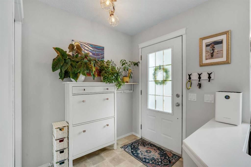 377 Tuscany Valley View NW, Calgary — photo 2 of 34