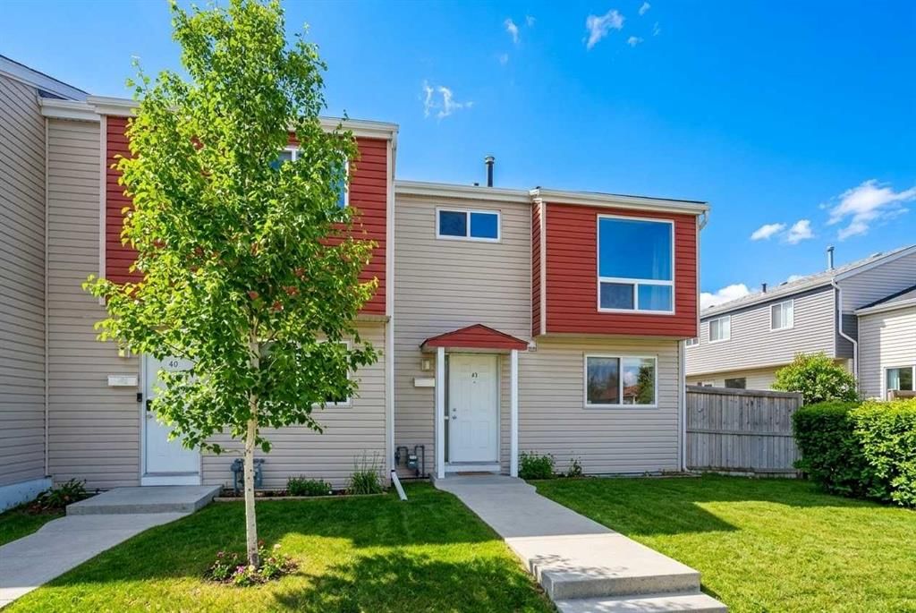 49, 5425 PENSACOLA Crescent SE, Calgary — townhome for sale