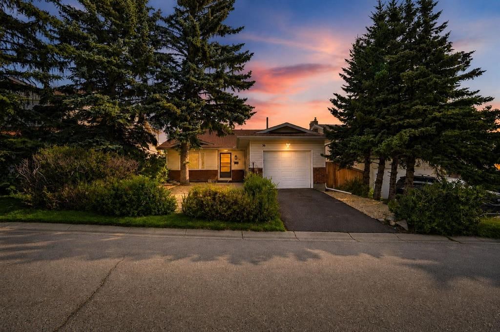 36 Coach Manor Rise SW, Calgary — main listing photo