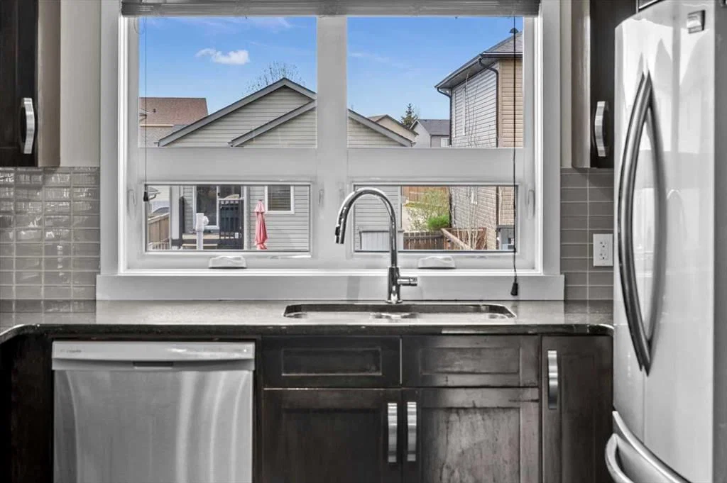 438 Covecreek Circle NE, Calgary — photo 5 of 39