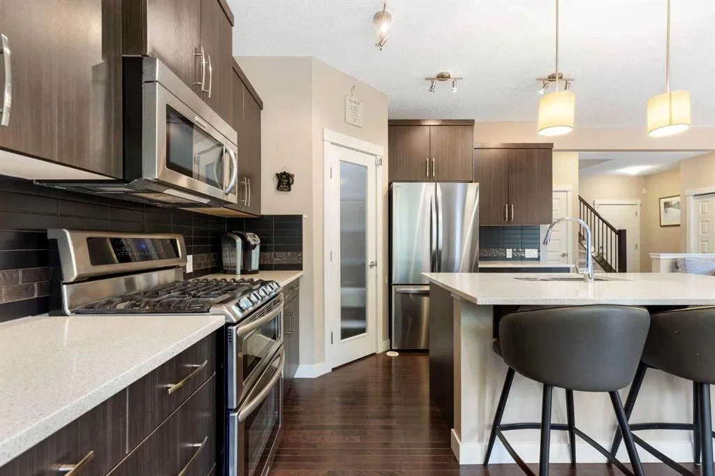 165 Cranarch Common SE, Calgary — photo 5 of 47