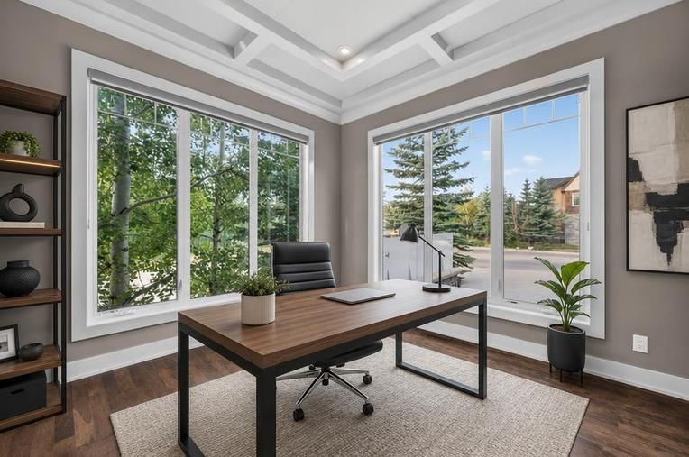 4 Aspen Cliff Close SW, Calgary — photo 5 of 50