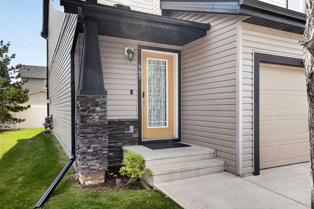 445 Copperpond Landing SE, Calgary — photo 3 of 50