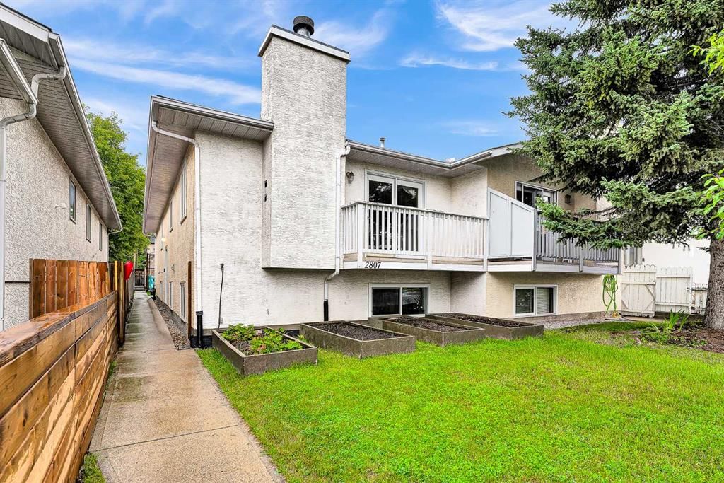 2807 29 Street SW, Calgary — main listing photo