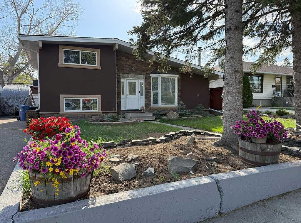 247 Simons Road NW, Calgary — main listing photo