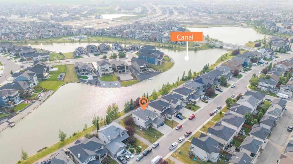 1125 Channelside Drive SW, Airdrie — photo 3 of 49