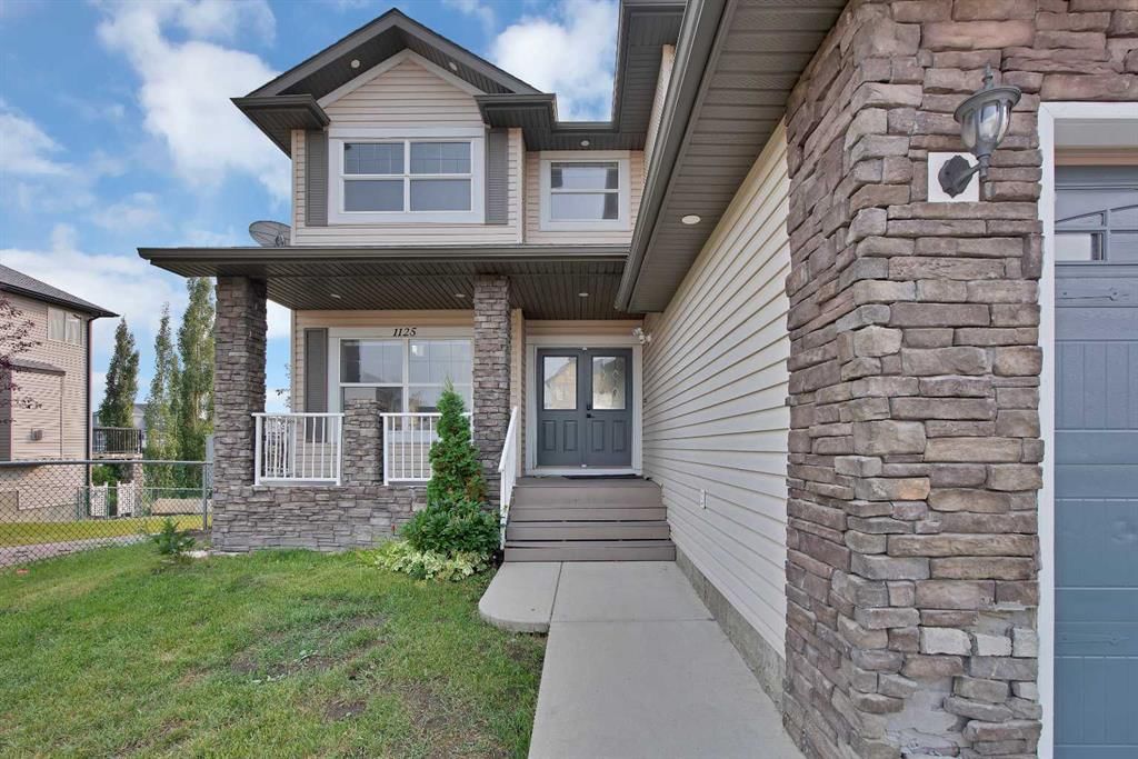 1125 Channelside Drive SW, Airdrie — photo 4 of 49