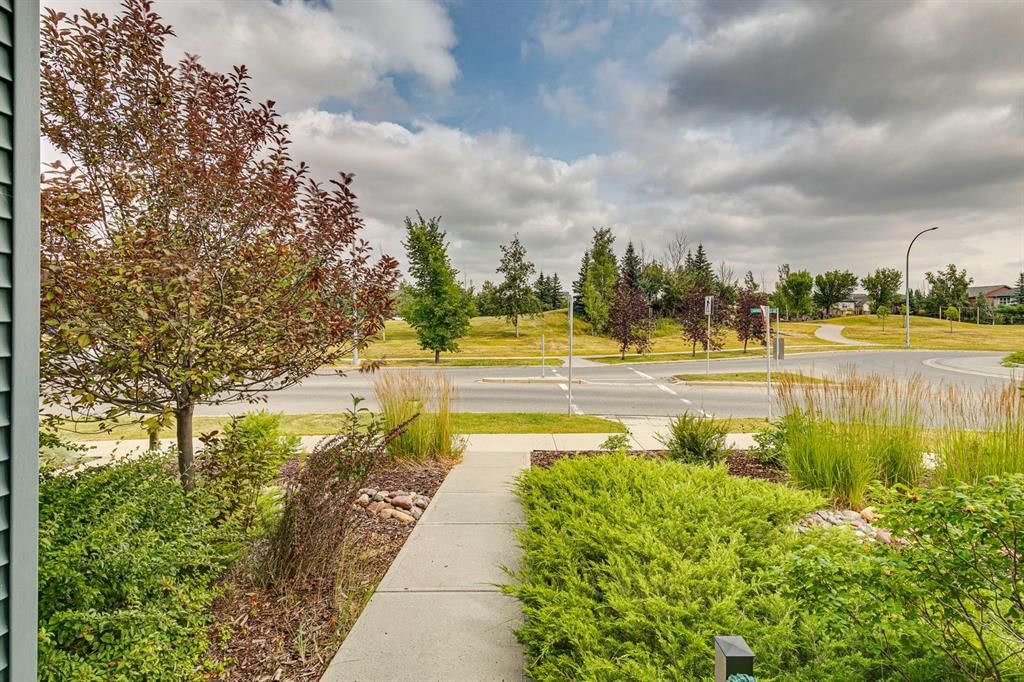 316 Chaparral Valley Square SE, Calgary — main listing photo