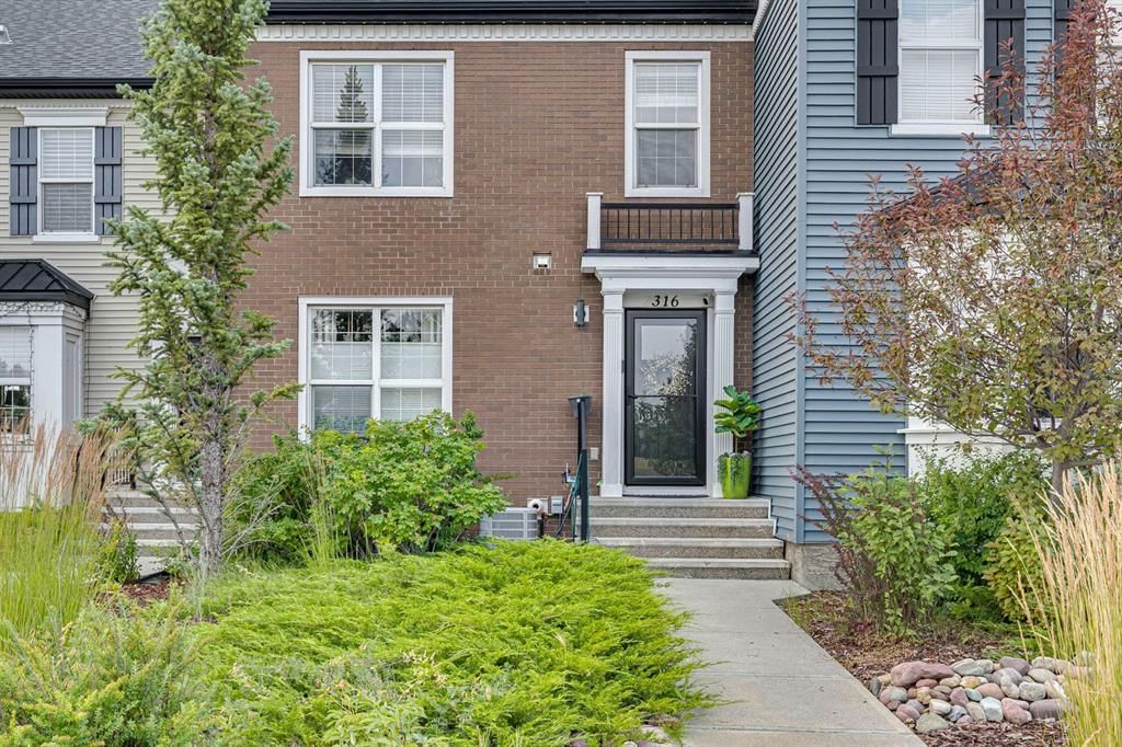316 Chaparral Valley Square SE, Calgary — photo 3 of 43