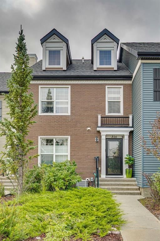 316 Chaparral Valley Square SE, Calgary — photo 4 of 43