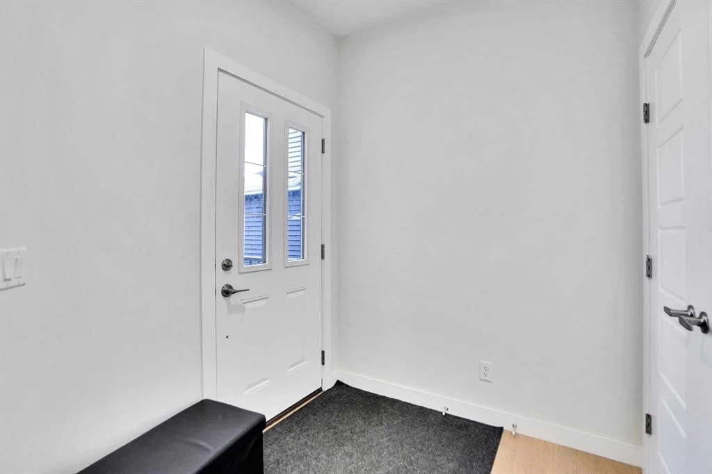 126 Hotchkiss Manor SE, Calgary — photo 3 of 41