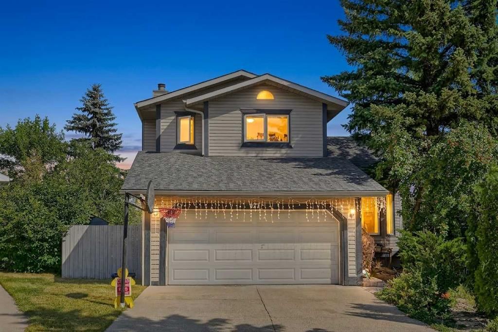 627 Macewan Valley Road NW, Calgary — main listing photo