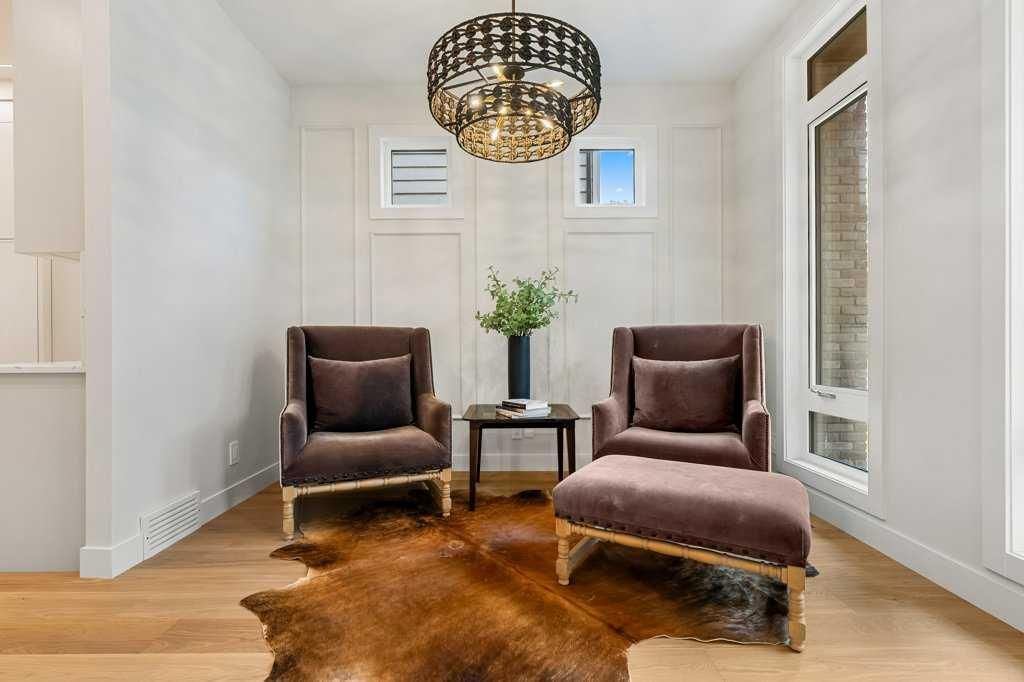 2311 6 Avenue NW, Calgary — photo 4 of 50